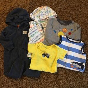 Carter's Baby Boys Bundle: Size 18 Months